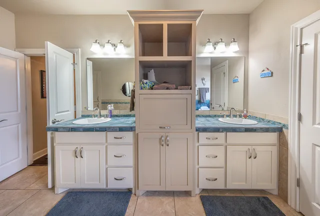 $425,000 | 10110 Peoria Avenue, Lubbock, TX 79423