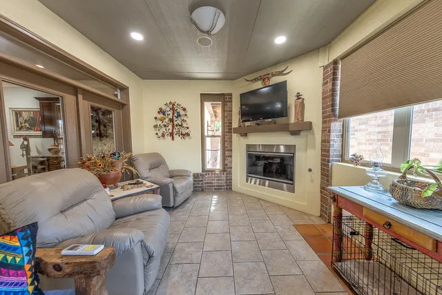 $425,000 | 10110 Peoria Avenue, Lubbock, TX 79423