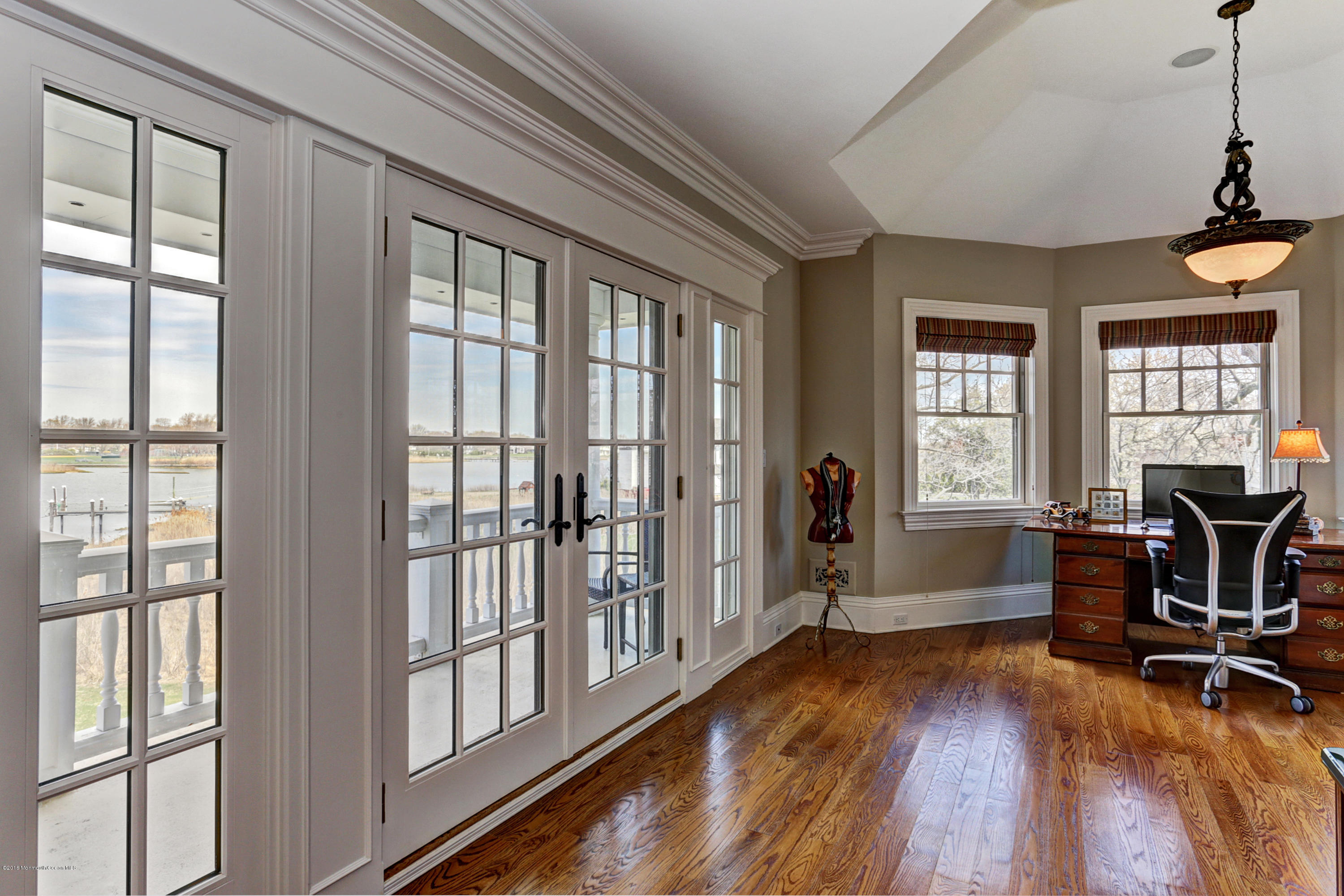 501 Little Silver Point Road Little Silver, NJ 07739 - Photo 21 of 39 Master sitting