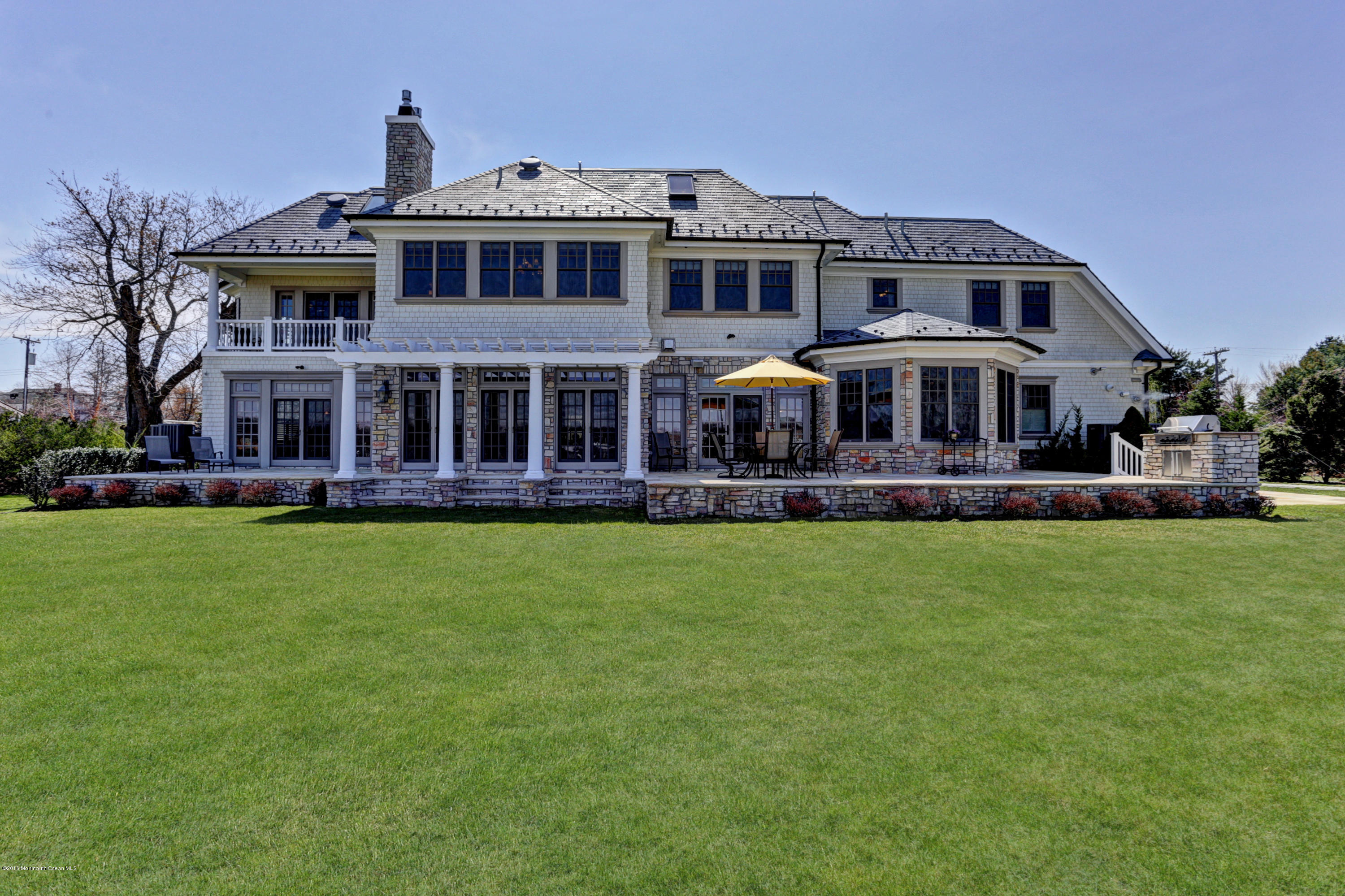 501 Little Silver Point Road Little Silver, NJ 07739 - Photo 34 of 39 Back view