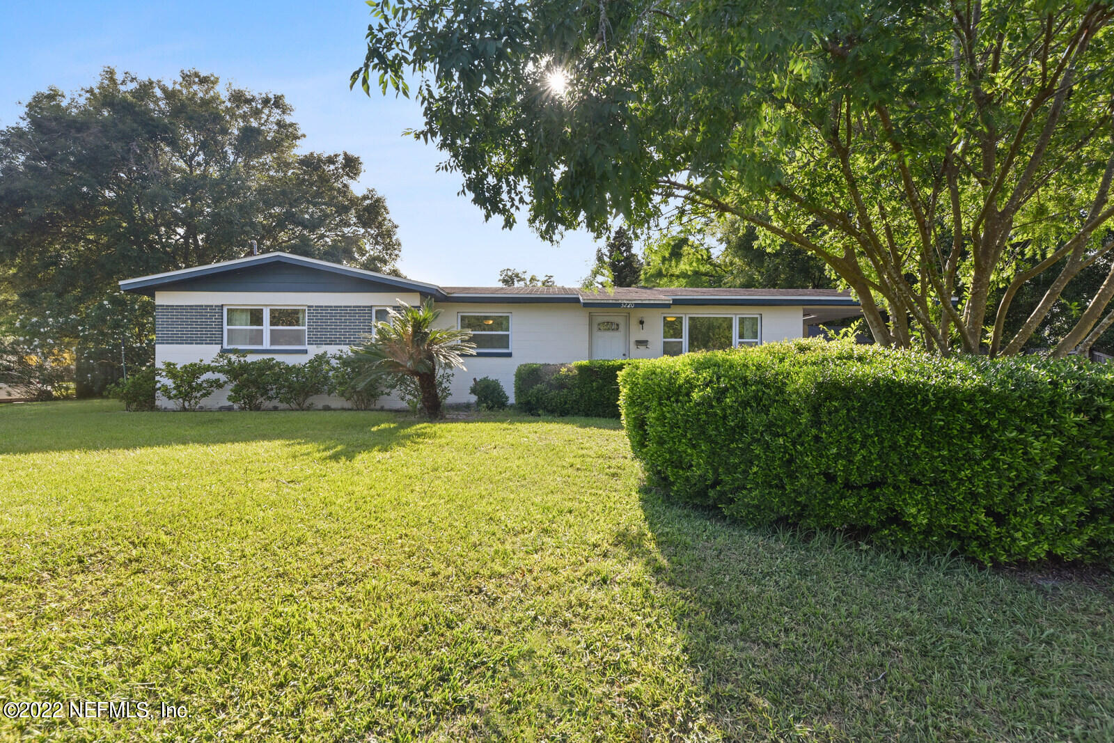 3220 Sandhurst Road East Jacksonville, FL 32277 - Photo 3 of 24 Front of Home