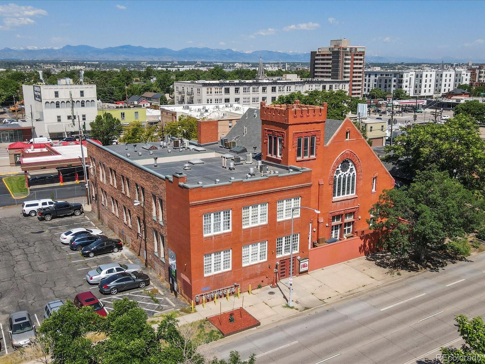 225 Lincoln Street, Unit 4 Denver, CO 80203 - Photo 2 of 34