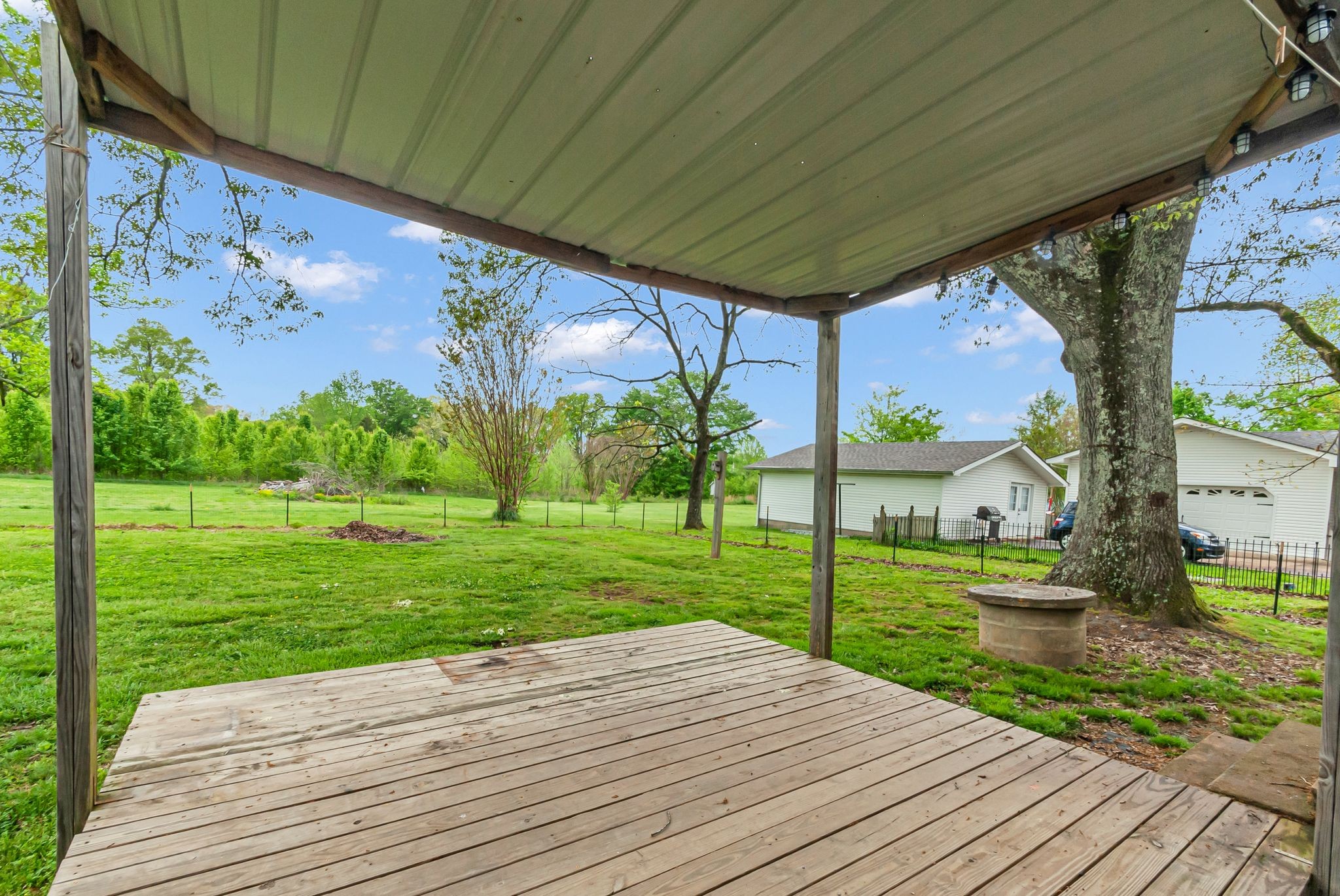 915 Monument Road Summertown, TN 38483 - Photo 28 of 32 Gallery Image 28