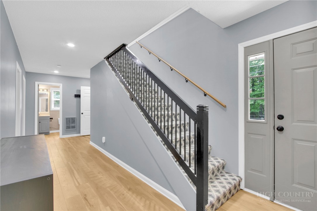 710 Pine Ridge Road Beech Mountain, NC 28604 - Photo 26 of 47 Gallery Image 26