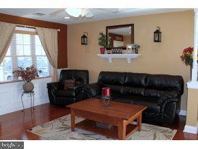 145 Wave Road Manahawkin, NJ 08050 - Photo 4 of 19