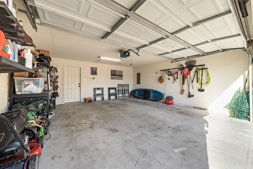 10512 Whitney Trace Drive Waco, TX 76708 - Photo 14 of 36