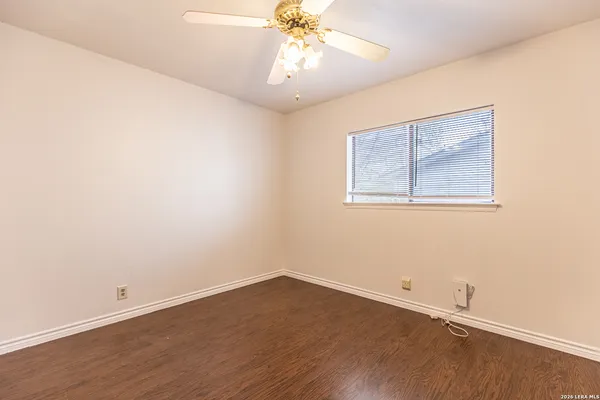 $1,550 | 5434 Mountain Vista Drive, San Antonio, TX 78247