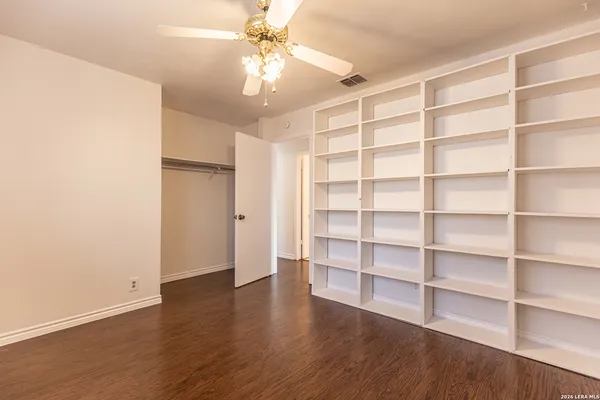 $1,550 | 5434 Mountain Vista Drive, San Antonio, TX 78247