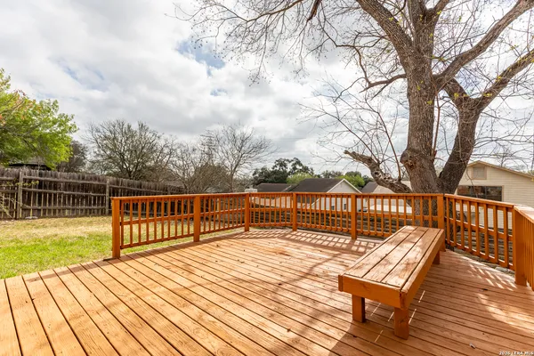 $1,550 | 5434 Mountain Vista Drive, San Antonio, TX 78247