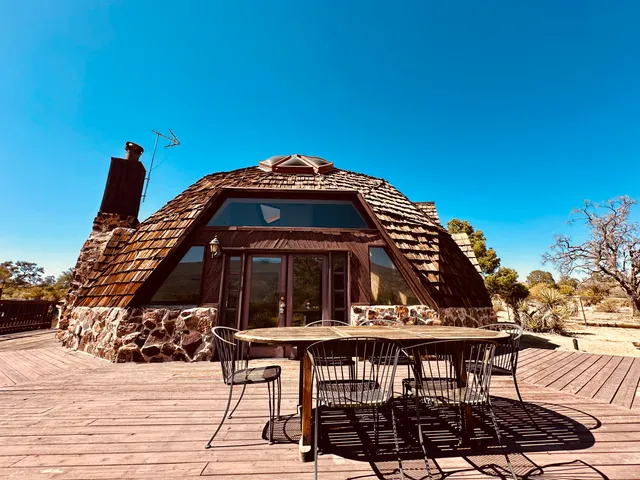 a view of a outdoor space with mountain view
