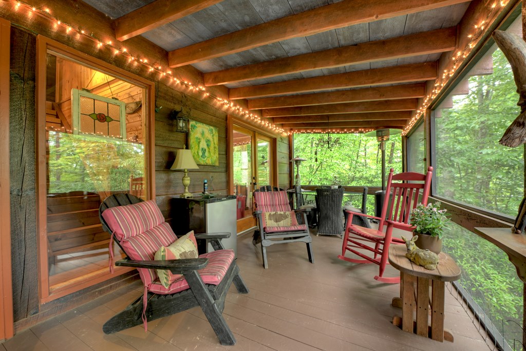 430 Chestnut Ridge Circle Blue Ridge, GA 30513 - Photo 9 of 52