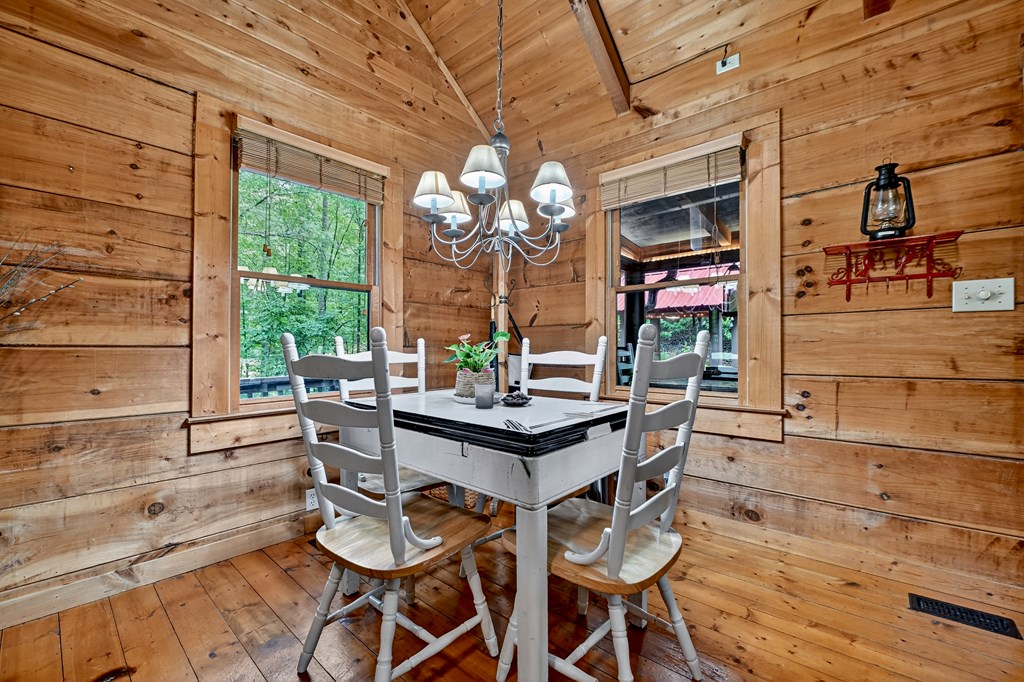 430 Chestnut Ridge Circle Blue Ridge, GA 30513 - Photo 10 of 52