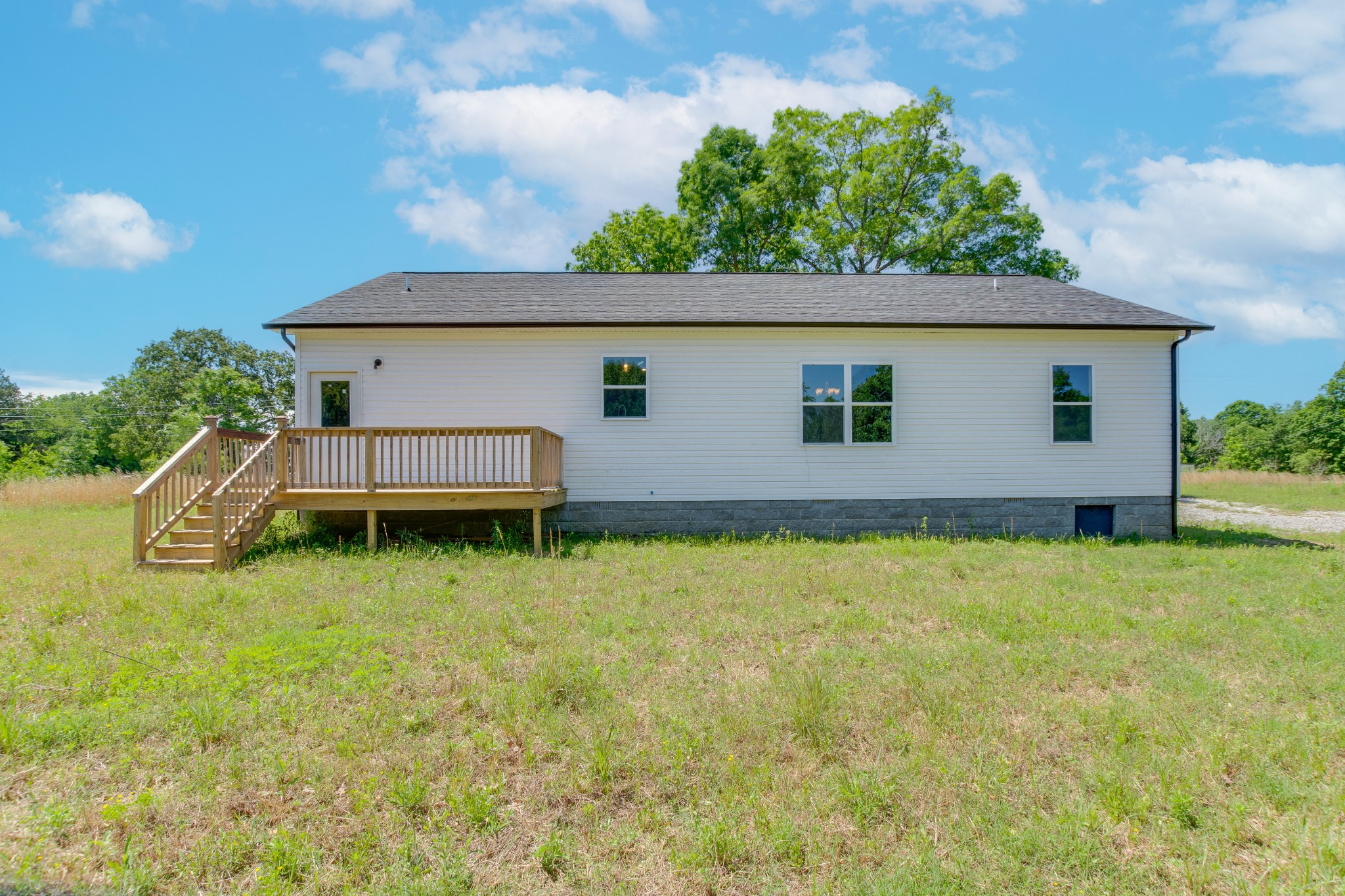 3788 Bowker Road Charlotte, TN 37036 - Photo 4 of 14 Gallery Image 4