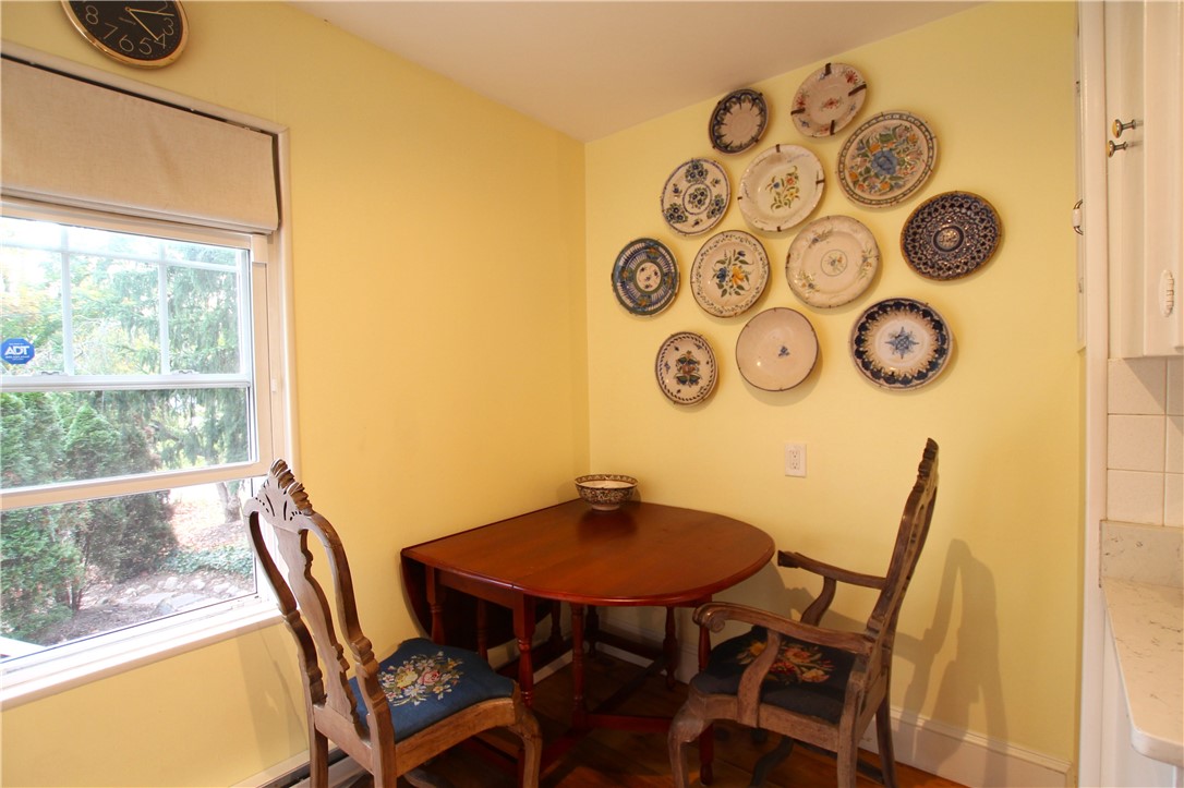 246 Washington Road Barrington, RI 02806 - Photo 16 of 34