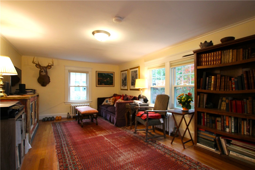 246 Washington Road Barrington, RI 02806 - Photo 20 of 34