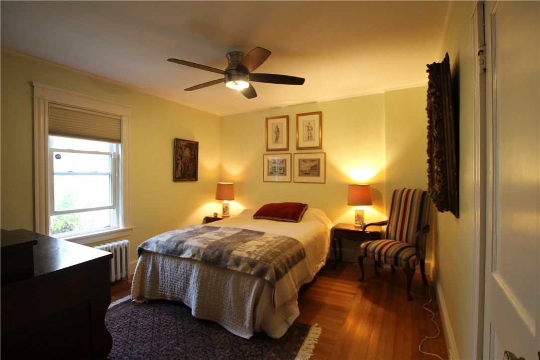 246 Washington Road Barrington, RI 02806 - Photo 23 of 34