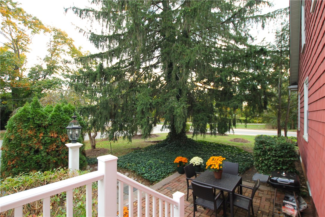 246 Washington Road Barrington, RI 02806 - Photo 32 of 34