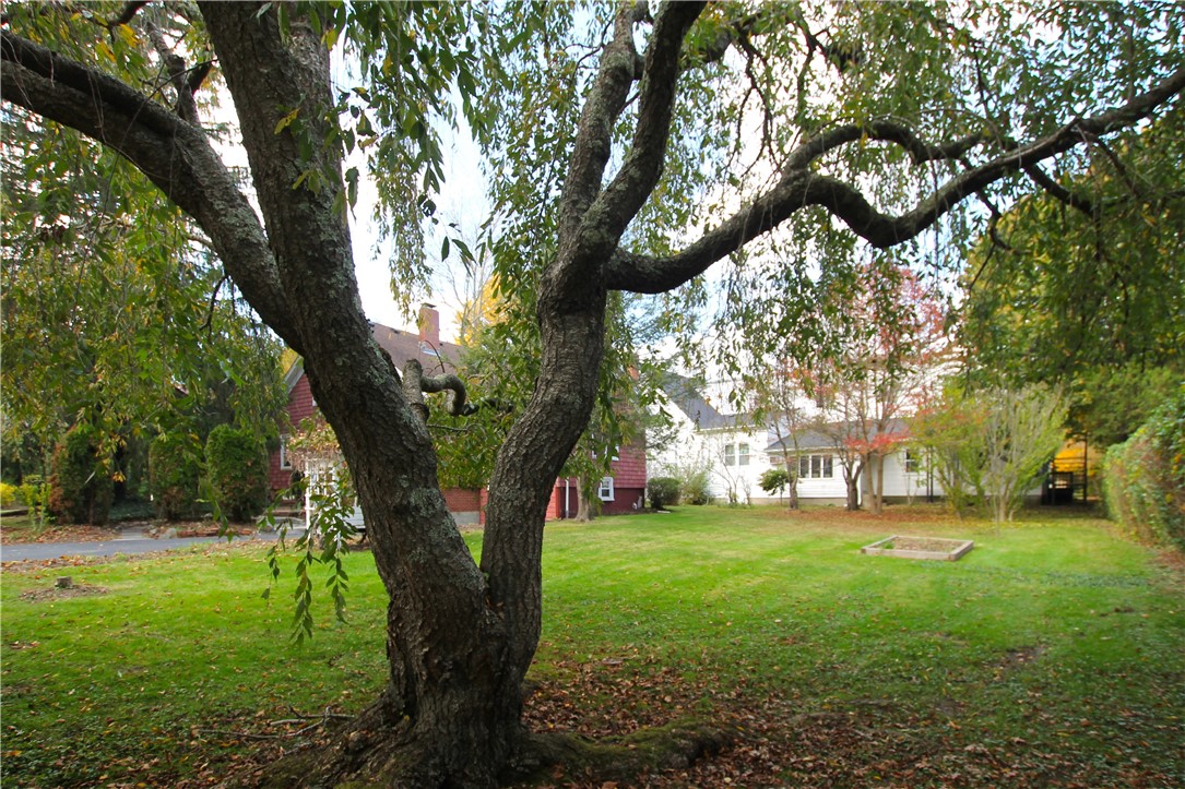 246 Washington Road Barrington, RI 02806 - Photo 33 of 34