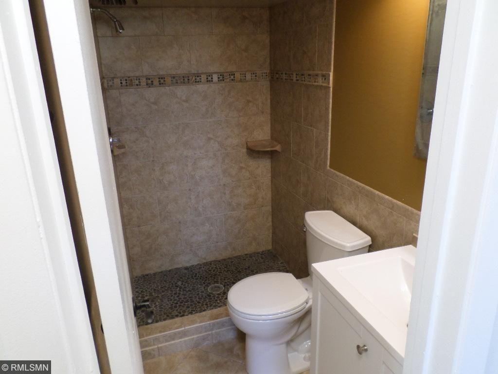 10745 Cavell Road Bloomington, MN 55438 - Photo 14 of 18