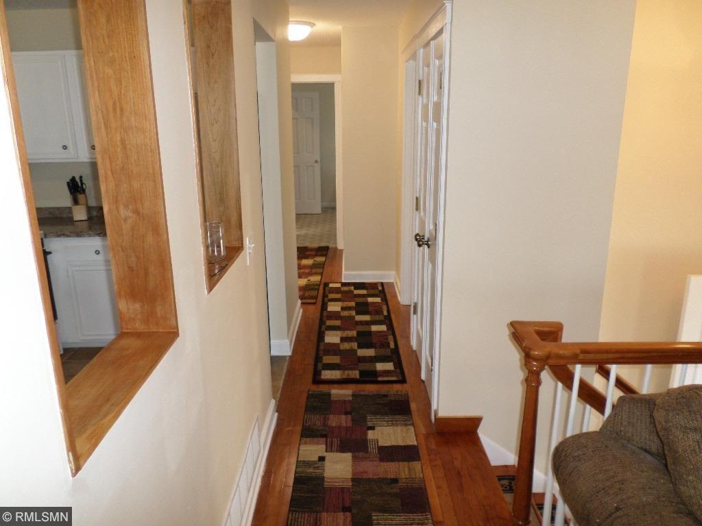 10745 Cavell Road Bloomington, MN 55438 - Photo 6 of 18