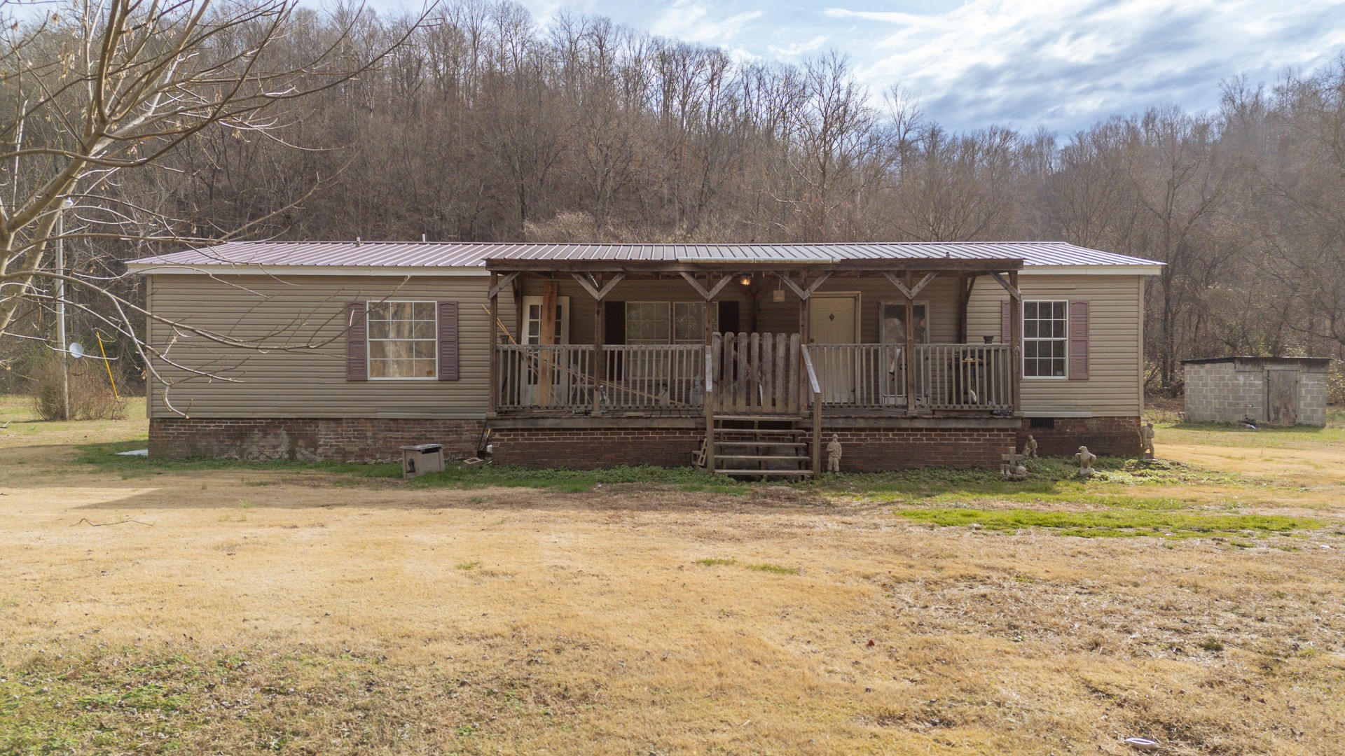 1709 Downing Hollow Road Waynesboro, TN 38485 - Photo 1 of 68