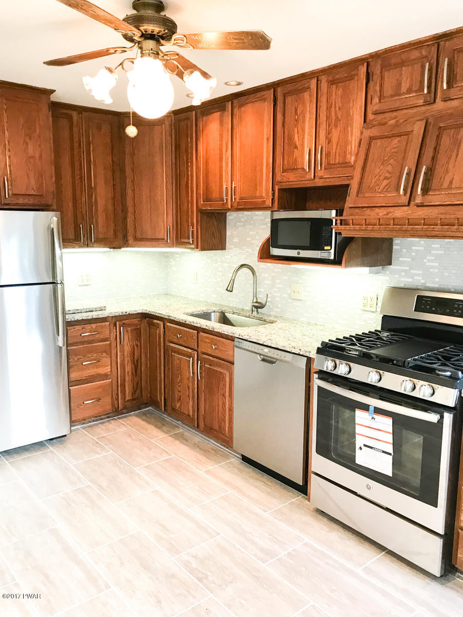 307 Ridge Avenue Hawley, PA 18428 - Photo 13 of 65 Kitchen 4