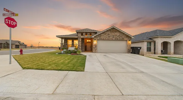 $285,000 | 3202 Farmhouse Avenue, Wolfforth, TX 79382