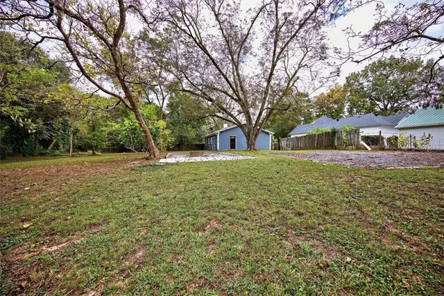 a house view with outdoor space