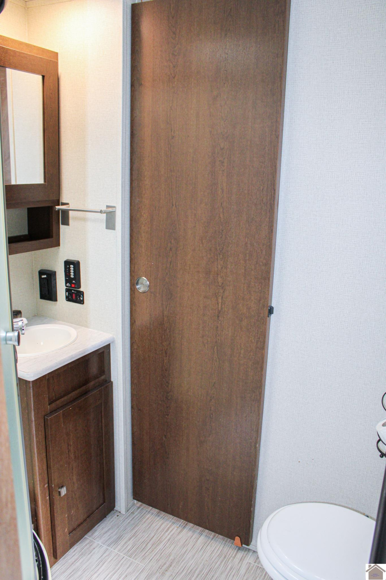945 Ridge Road New Concord, KY 42076 - Photo 15 of 15 Bathroom