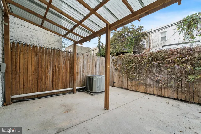 a view of outdoor space