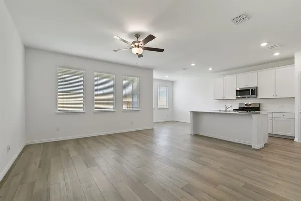 $2,470 | 952 Dustwood Drive, Fort Worth, TX 76052