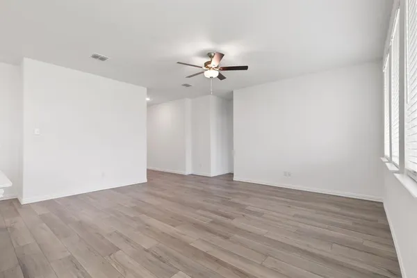 $2,470 | 952 Dustwood Drive, Fort Worth, TX 76052