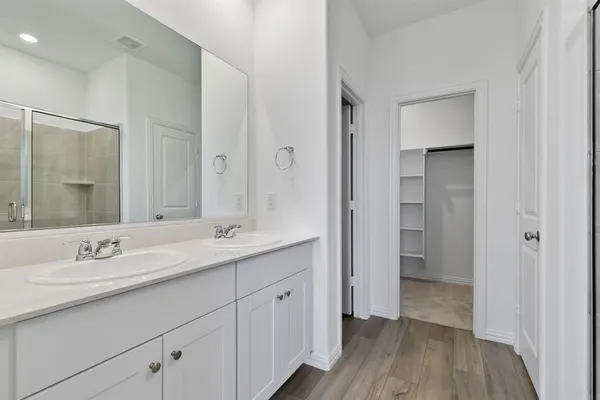 $2,470 | 952 Dustwood Drive, Fort Worth, TX 76052
