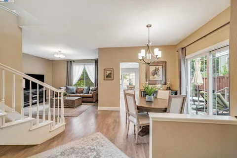 $1,378,000 | 47 Summer Hill Court, Danville, CA 94526