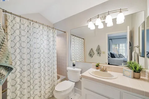 $1,378,000 | 47 Summer Hill Court, Danville, CA 94526