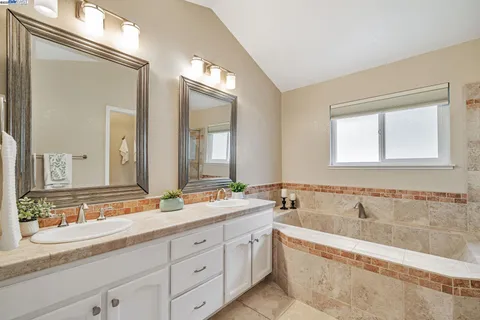 $1,378,000 | 47 Summer Hill Court, Danville, CA 94526