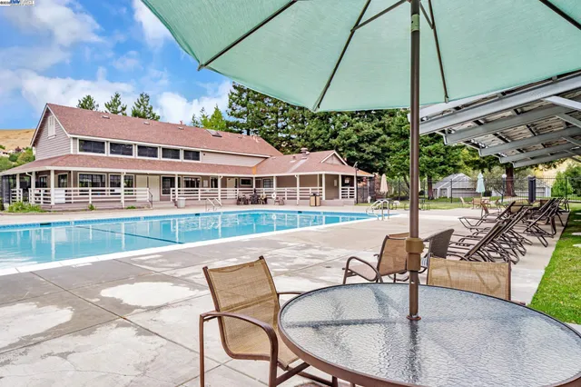 $1,378,000 | 47 Summer Hill Court, Danville, CA 94526