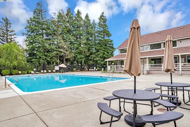 $1,378,000 | 47 Summer Hill Court, Danville, CA 94526