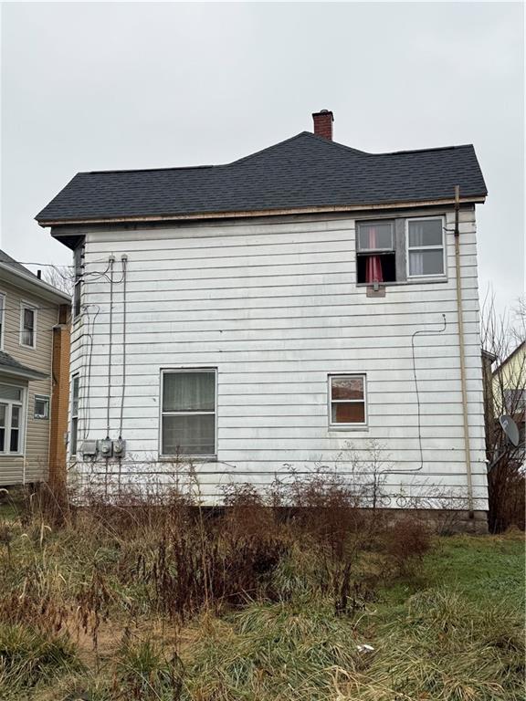 204 Cedar Avenue Sharon, PA 16146 - Photo 8 of 8 a front view of house with yard
