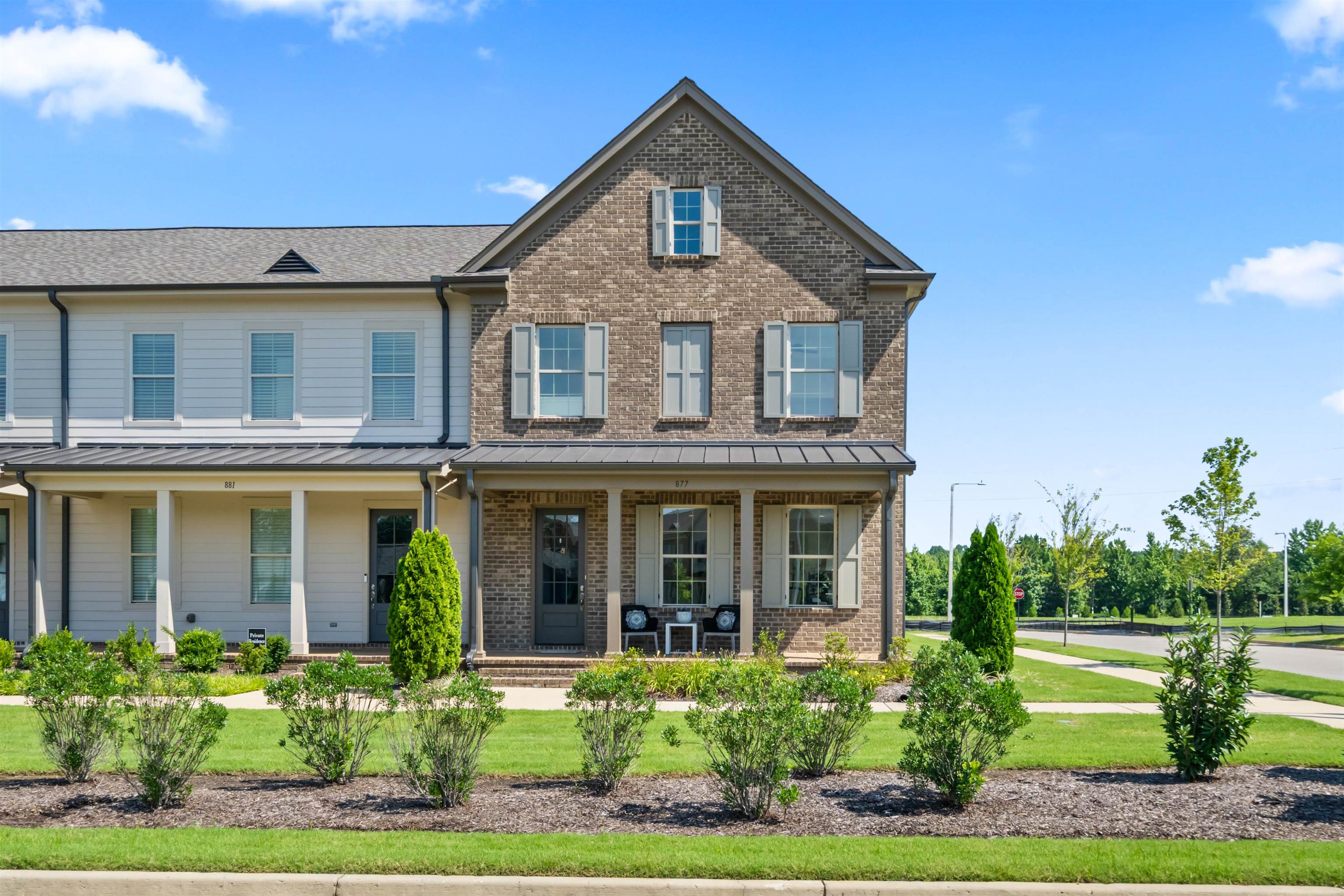 877 Ufton Alley Collierville, TN 38017 - Photo 3 of 36 front view of a house with a yard