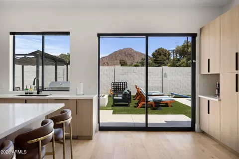 $2,189,000 | 4546 East Campbell Avenue, Phoenix, AZ 85018