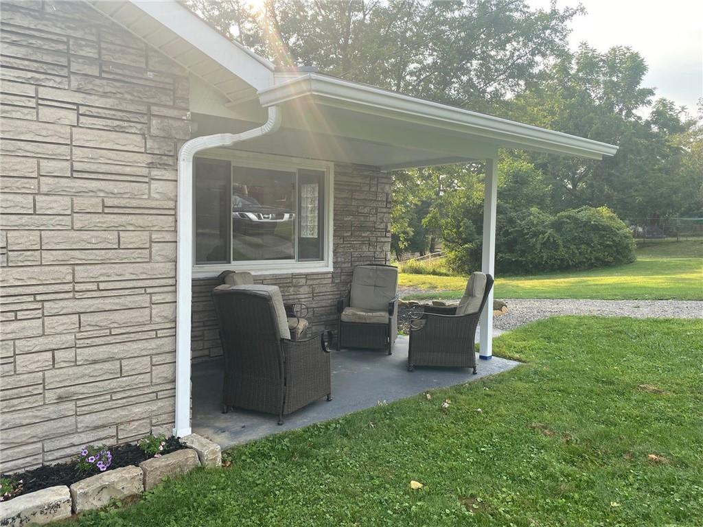535 Hamil Road Verona, PA 15147 - Photo 4 of 24 Gallery Image 4