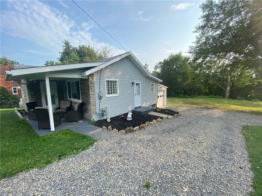535 Hamil Road Verona, PA 15147 - Photo 6 of 24 Gallery Image 6