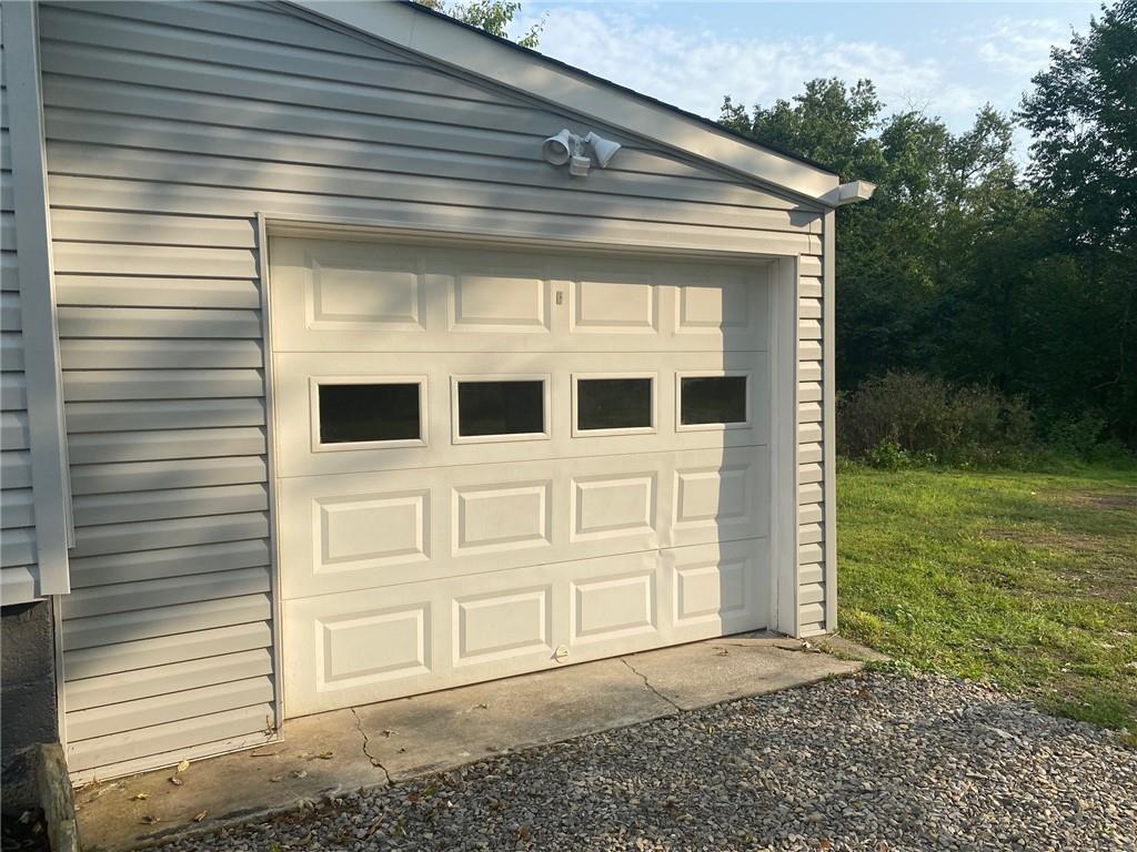 535 Hamil Road Verona, PA 15147 - Photo 8 of 24 Gallery Image 8