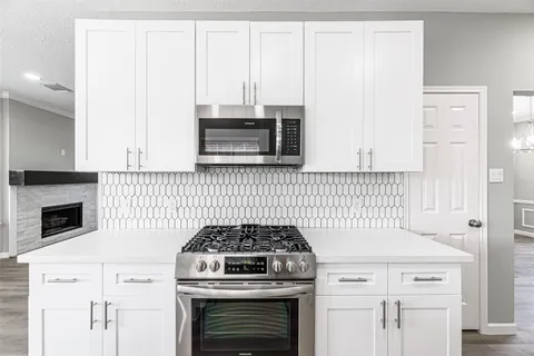 $380,000 | 7907 Moncur Drive, Houston, TX 77095