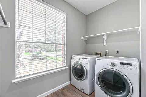 $380,000 | 7907 Moncur Drive, Houston, TX 77095