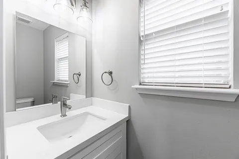 $380,000 | 7907 Moncur Drive, Houston, TX 77095