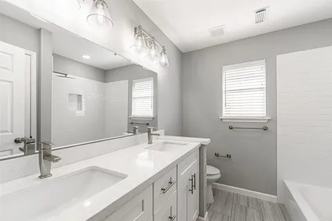 $380,000 | 7907 Moncur Drive, Houston, TX 77095