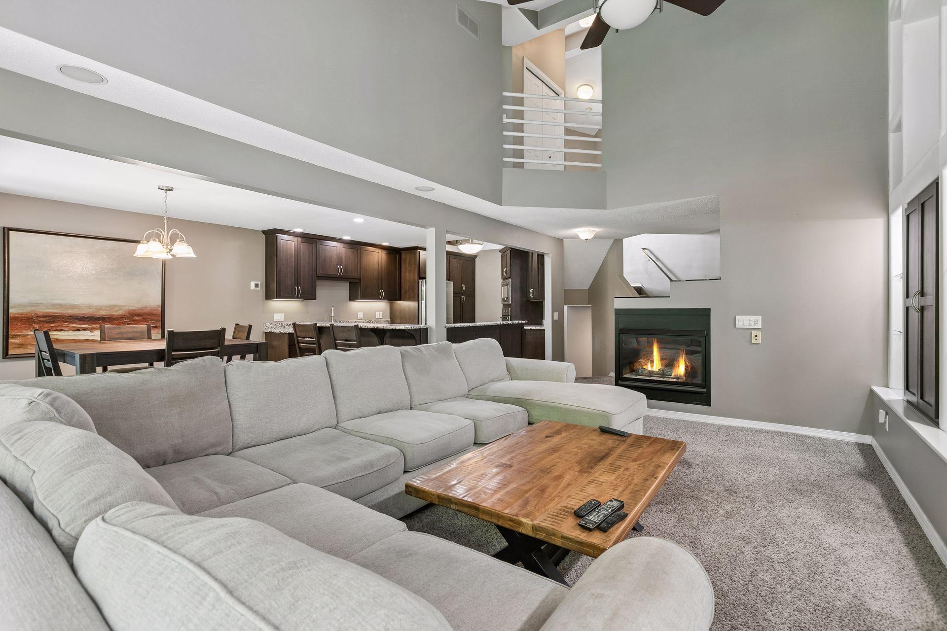 7442 Cahill Road Edina, MN 55439 - Photo 8 of 46