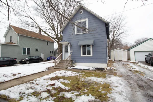 $80,000 | 303 5th Street Northwest, Austin, MN 55912